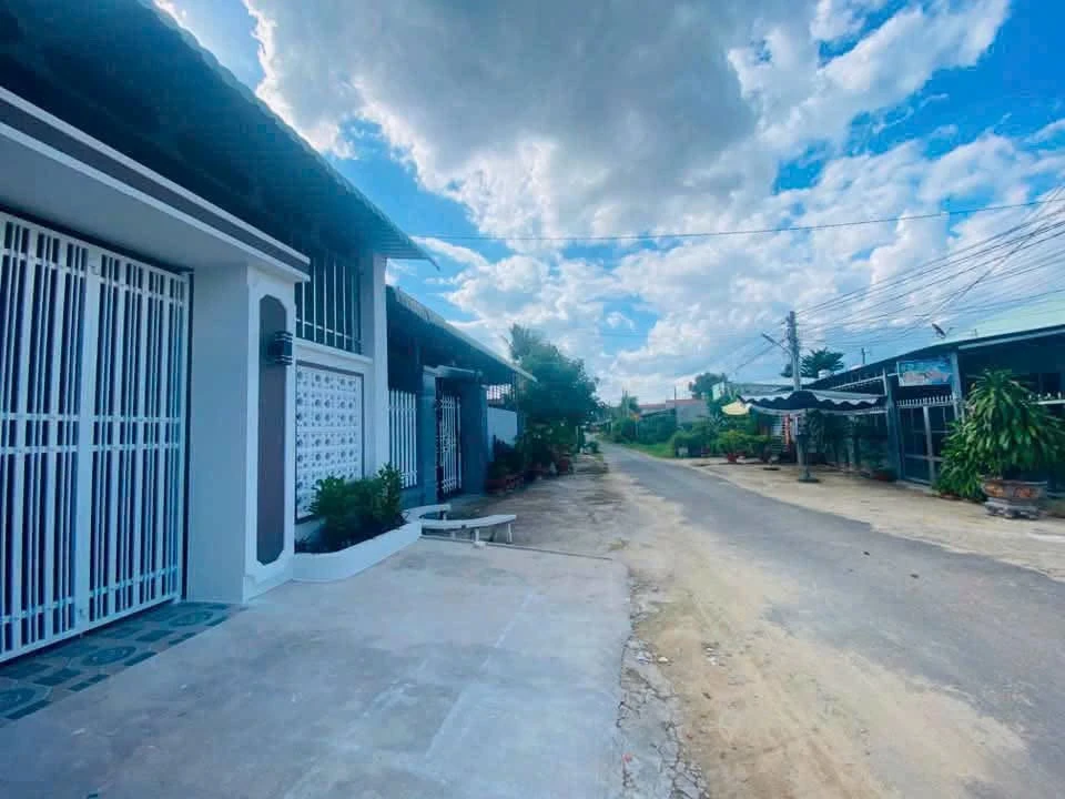 Bán nhà 2PN Long Hoa Tây Ninh, 93.5m², 1.39 tỷ - Ảnh thu nhỏ 4