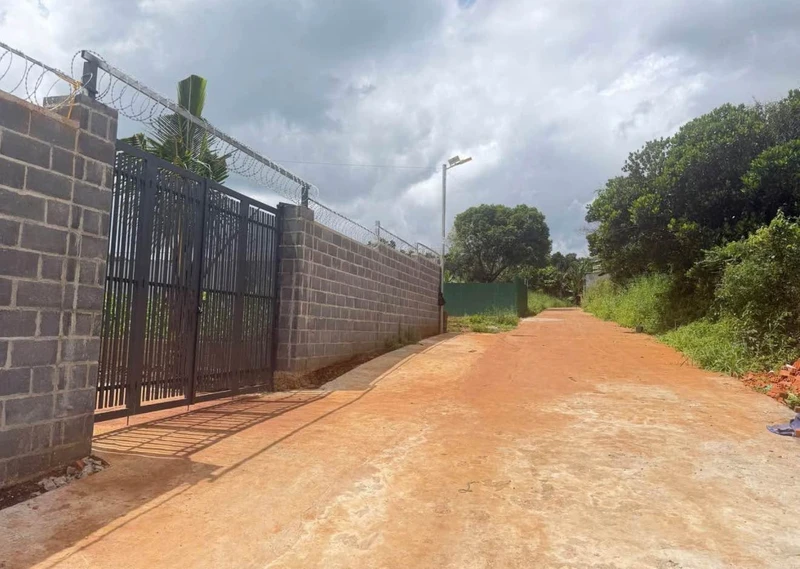 Bán lô đất 130m2 sổ hồng riêng đường Hải Thượng Lãn Ông olympic