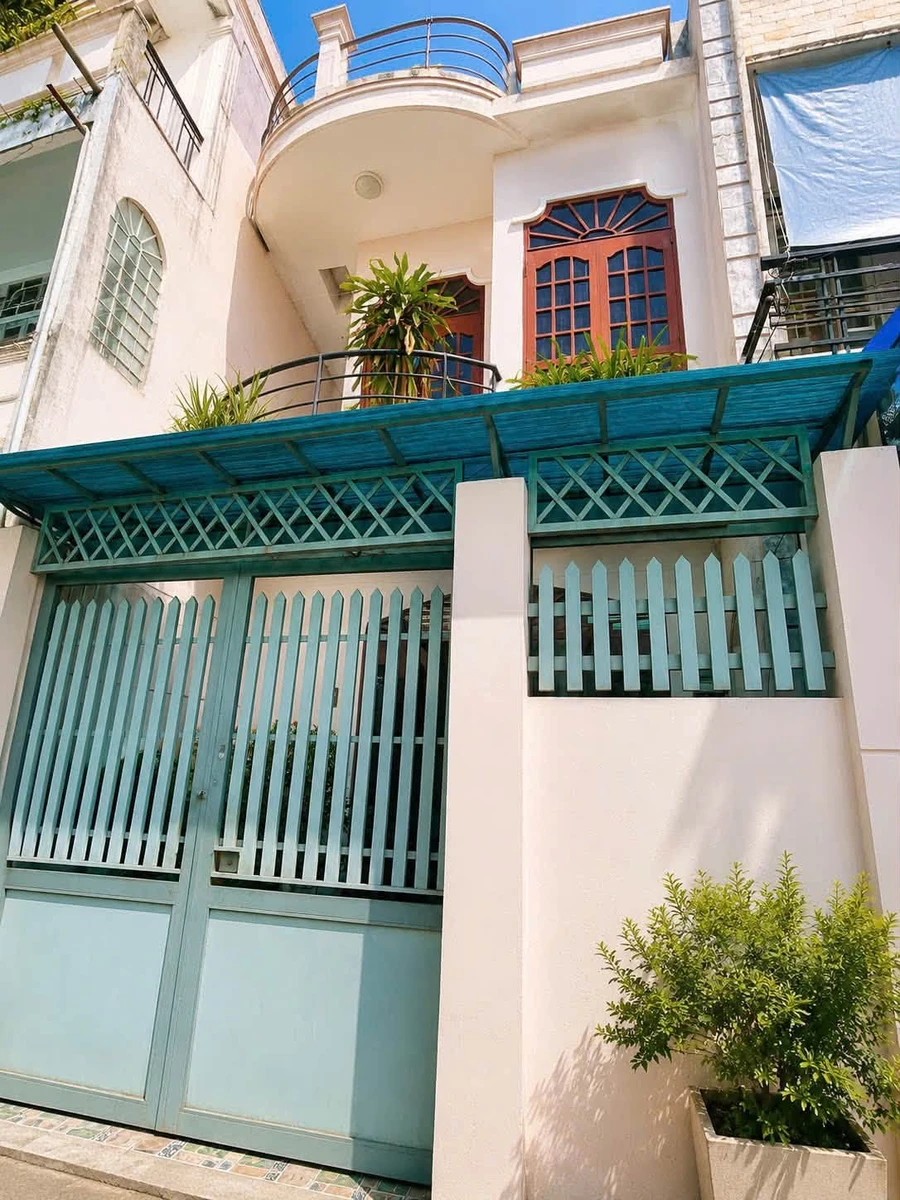 Bán nhà 3 tầng 85m² 4PN hẻm ô tô có sân riêng, Tân Sơn Nhì, Tân Phú - 7,4 tỷ - Ảnh thu nhỏ 2