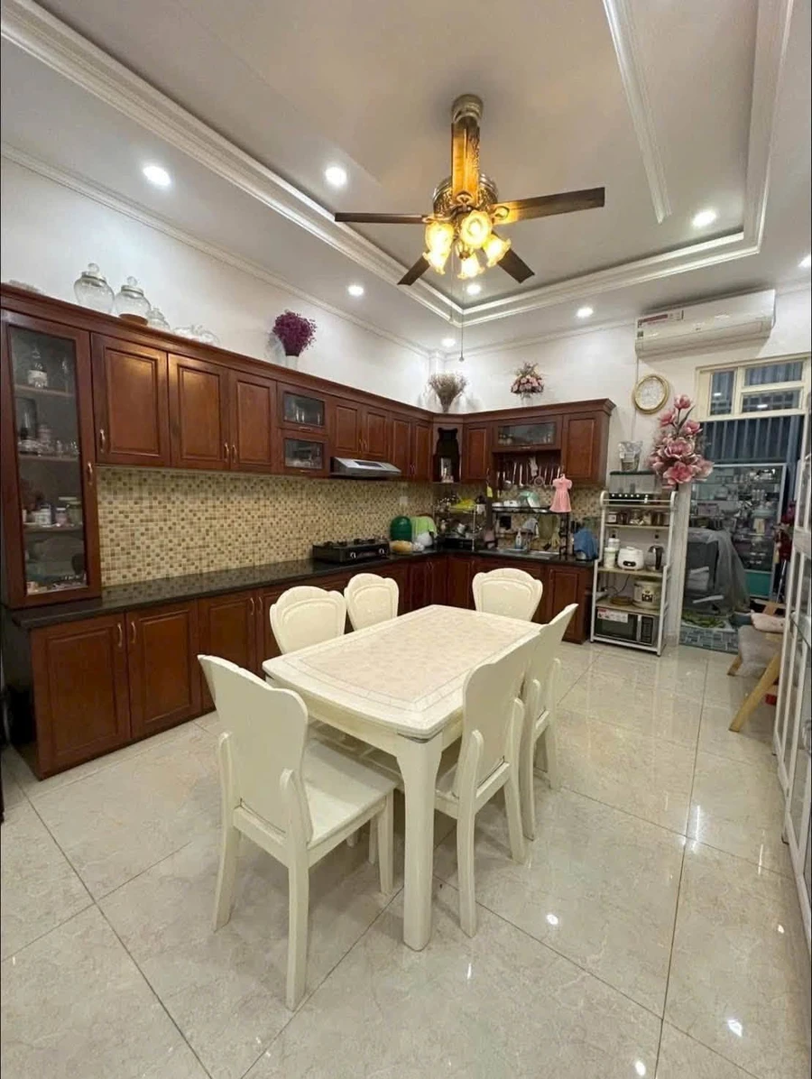 Bán nhà hẻm xe tải 123m2 gần KDC Hồng Long, Hiệp Bình Phước, Thủ Đức giá 13 tỷ - Ảnh thu nhỏ 3