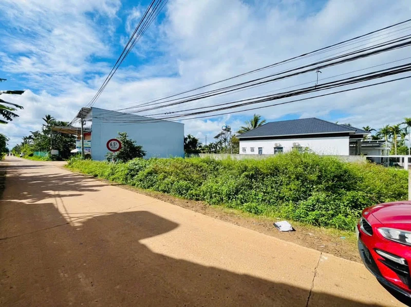 Bán đất mặt tiền Hòa Thuận Đắk Lắk 105m² 1,5 tỷ