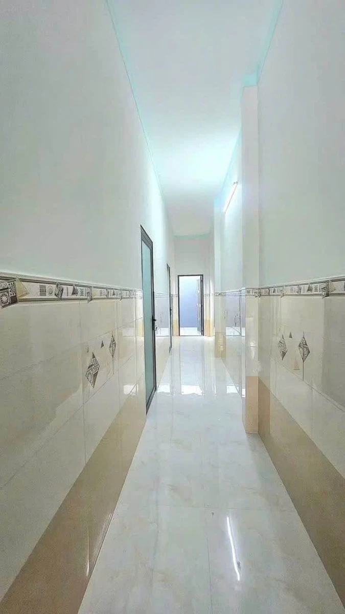 Bán nhà mới xây 3PN, 155m² ở Thị trấn Đức Hoà - Ảnh thu nhỏ 4
