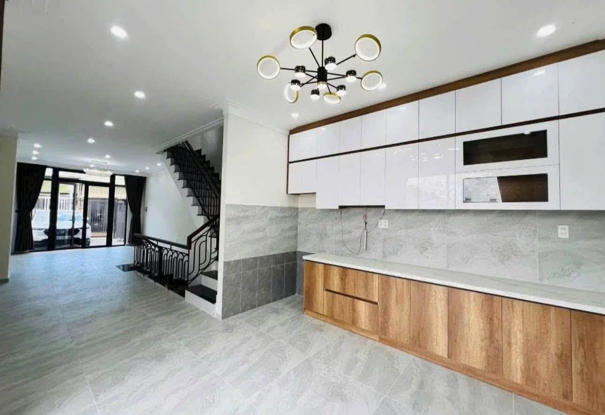 Bán nhà 4PN 91m² Lâm Viên Đà Lạt 3,7 tỷ - Ảnh thu nhỏ 3
