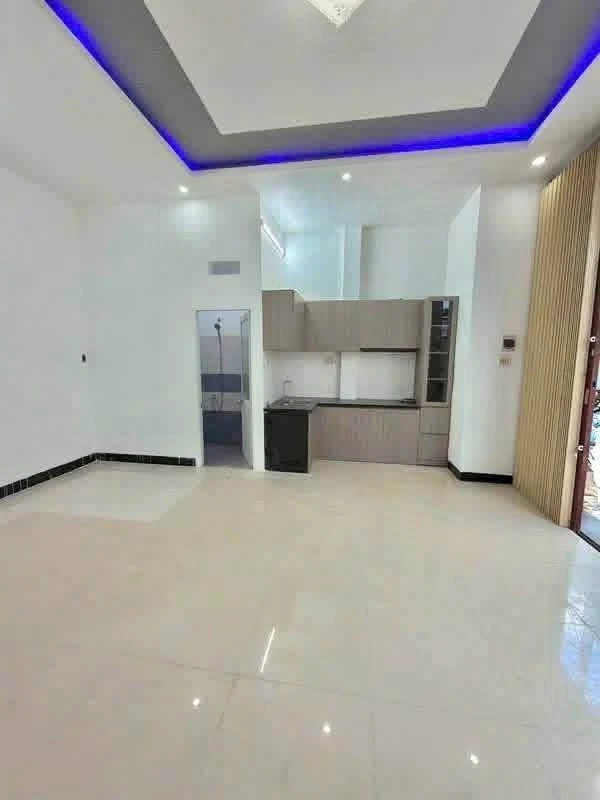 Bán nhà hẻm 2 tầng 40m2 Quang Trung Quy Nhơn 2.5 tỷ - Ảnh thu nhỏ 4