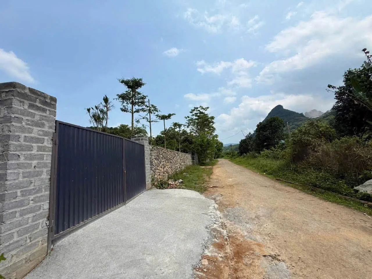 Bán đất view đồi núi 1386m² tại Lương Sơn Hoà Bình - Ảnh 1