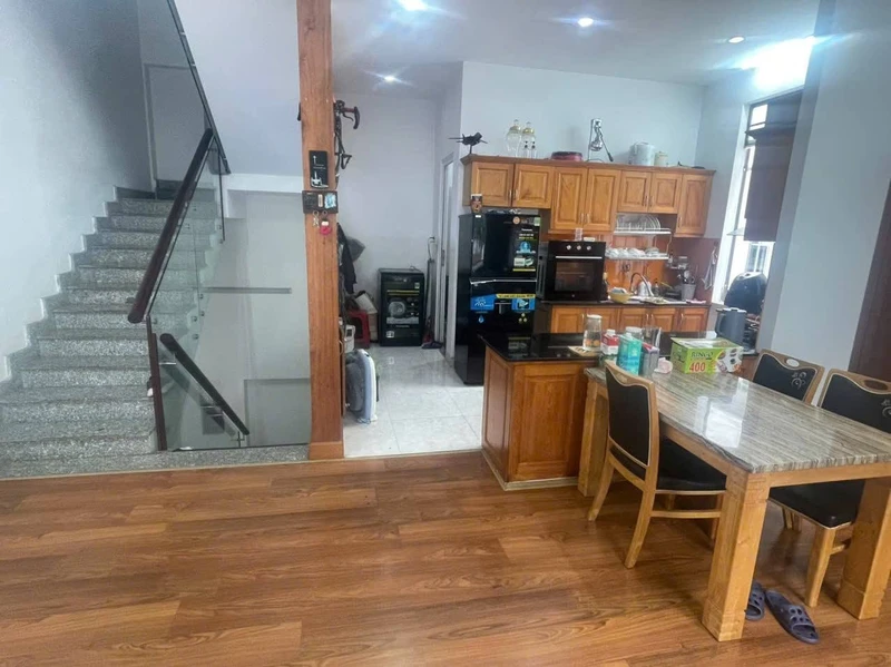 Bán nhà 4 tầng mặt tiền Buôn Ma Thuột 43m² 10.5 tỷ