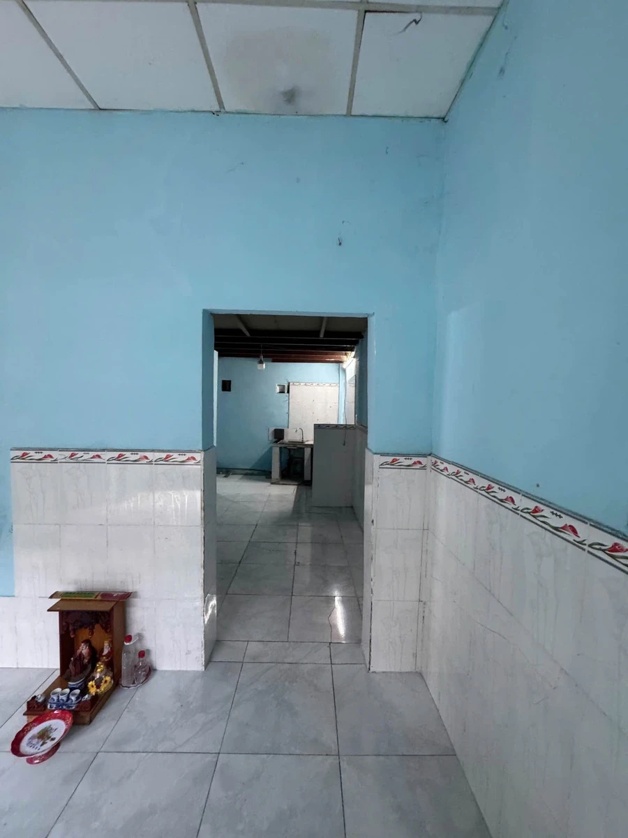 Bán nhà 45m² trung tâm Dĩ An 980 triệu - Ảnh thu nhỏ 2