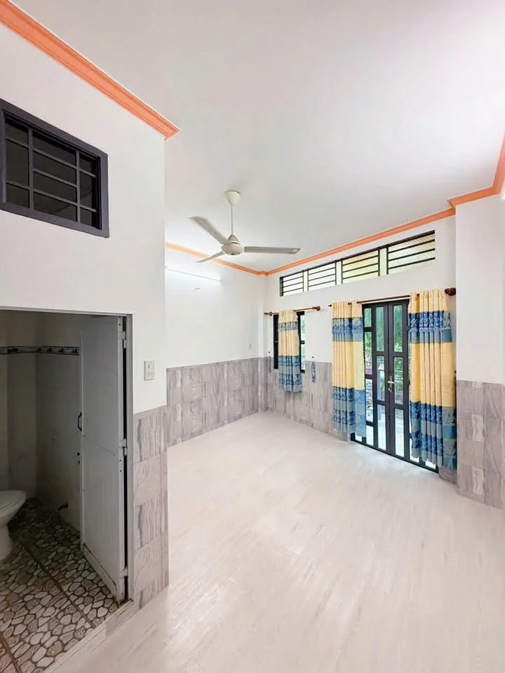 Bán nhà 1 trệt 2 lầu mặt tiền Đề Thám Cần Thơ 26m2 - Ảnh thu nhỏ 5