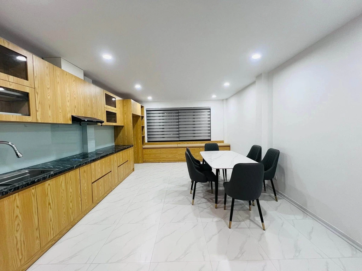 Bán nhà 6 tầng thang máy 40m2 MT 4.5m Tôn Thất Tùng hơn 9 tỷ - Ảnh thu nhỏ 4