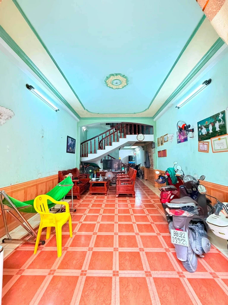 Bán nhà 3 tầng 71m2, 4PN, Trần Thánh Tông, Phường 15, Tân Bình, giá 6,4 tỷ - Ảnh 1