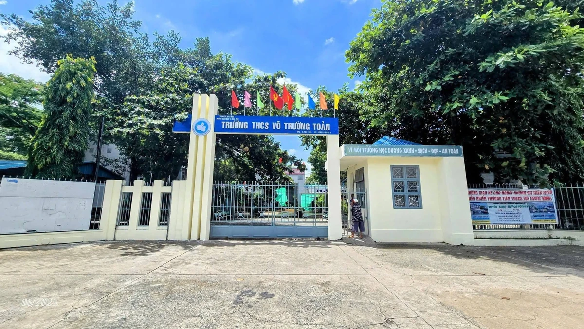 Bán nhà 1 trệt 2 lầu 228m² Hố Nai Biên Hòa, 6.5 tỷ - Ảnh thu nhỏ 2