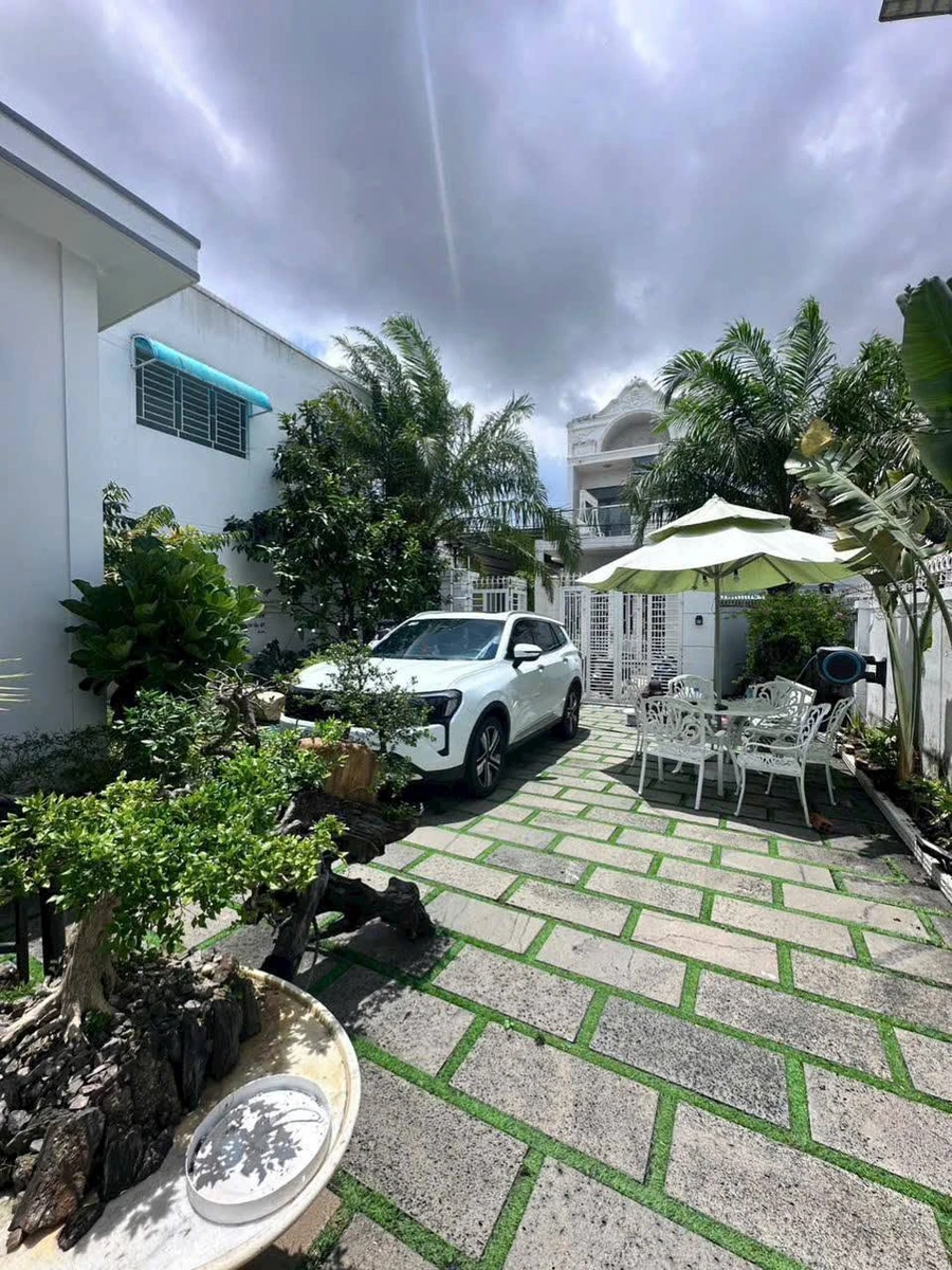 Bán villa sân vườn 250m2, 2PN Phan Thiết - Ảnh thu nhỏ 2