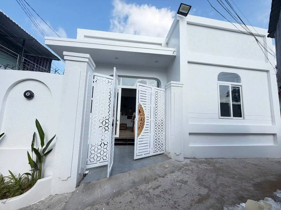 Bán nhà mới 3 phòng ngủ 122m2 Phú Khương Bến Tre - Ảnh thu nhỏ 2