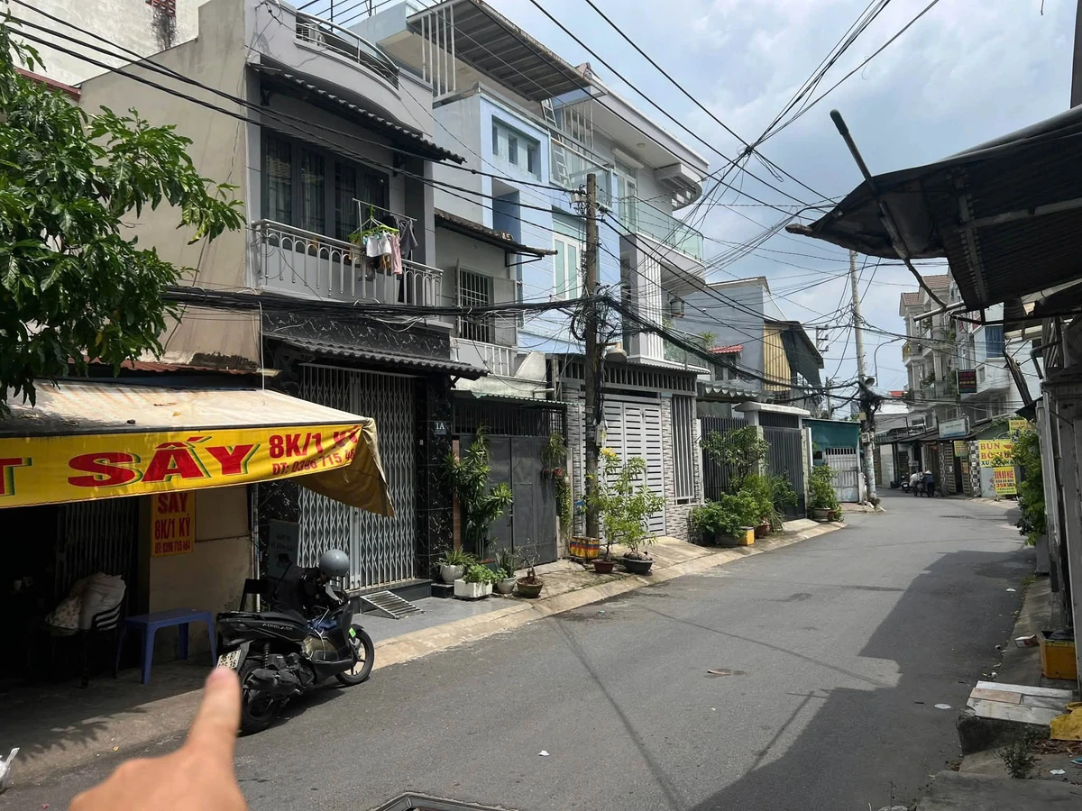 Bán nhà mặt tiền kinh doanh 60m2 trệt lầu Linh Trung - Ảnh thu nhỏ 3