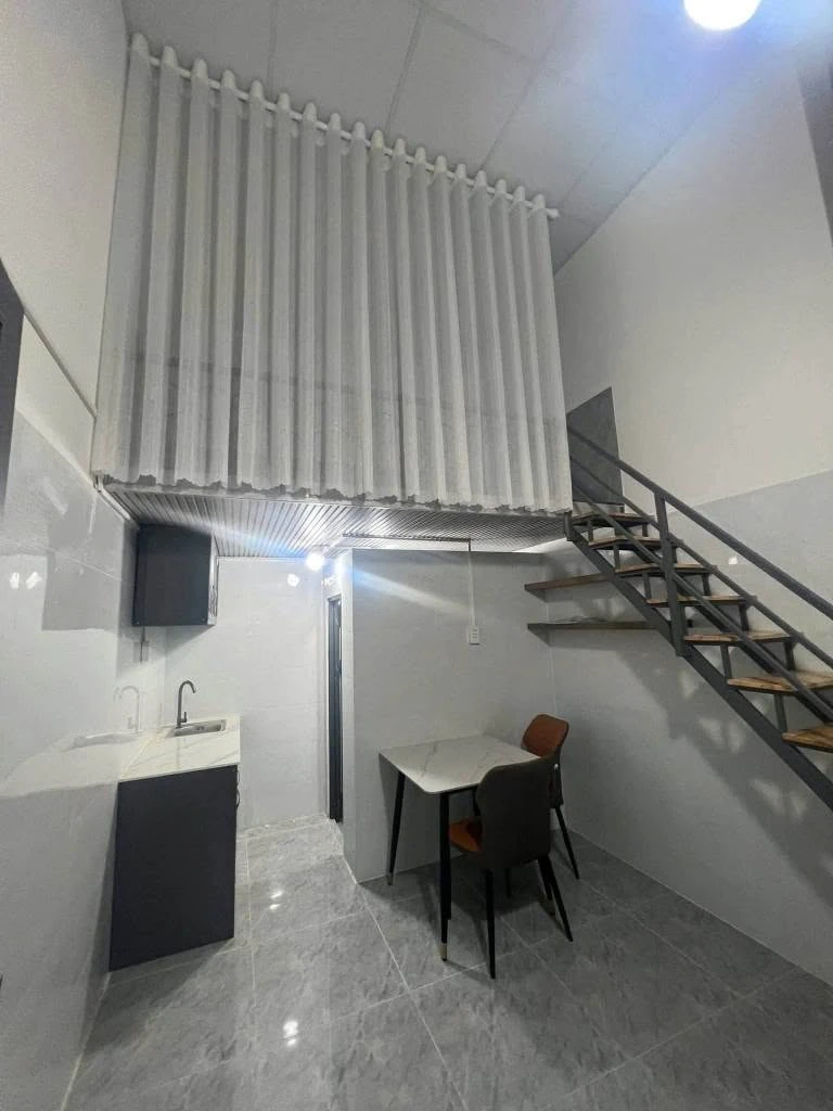 Bán nhà trọ 16 phòng Dĩ An Bình Dương 280m2 10 tỷ - Ảnh thu nhỏ 3
