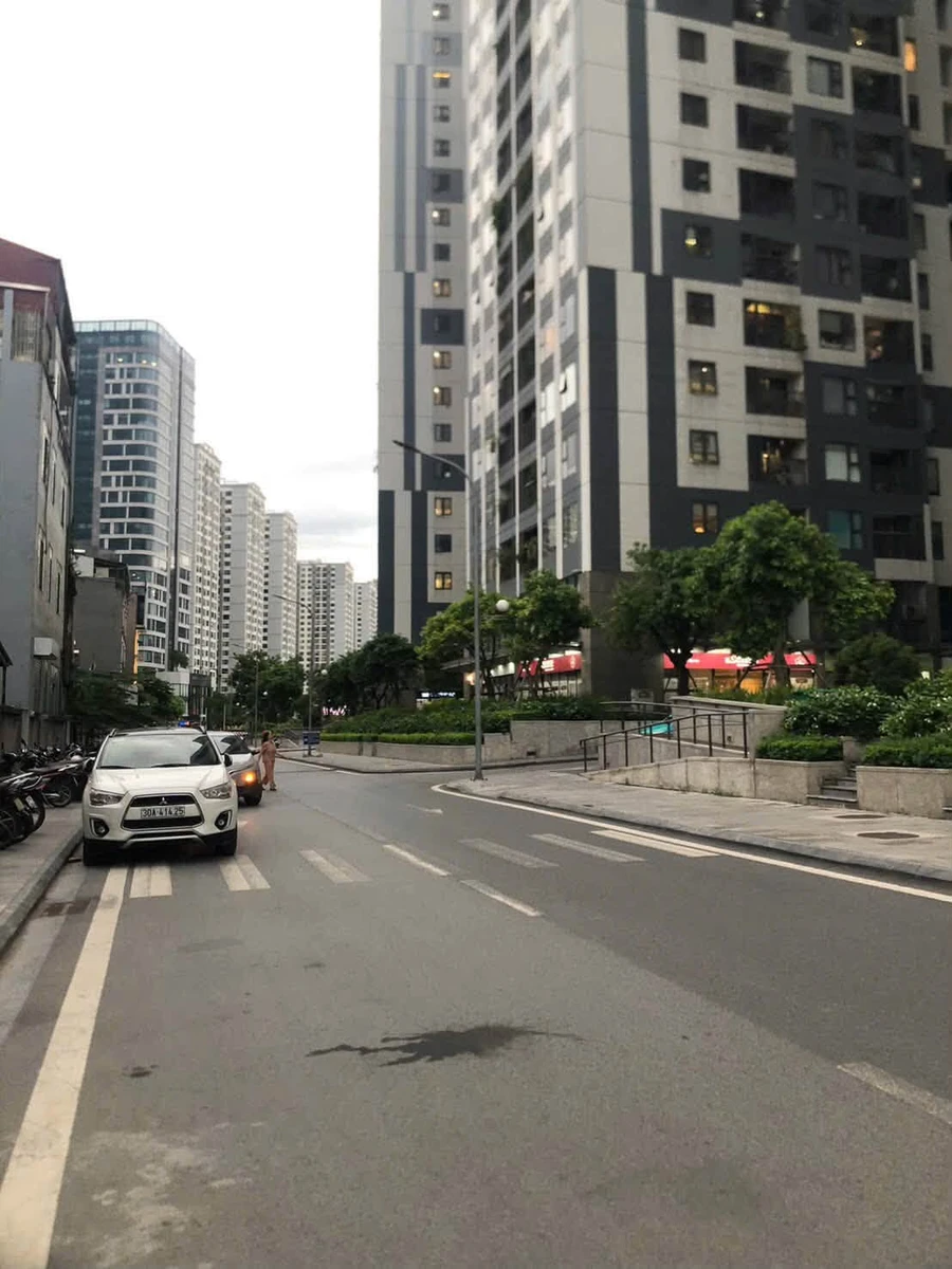 Bán nhà 3 tầng 74m Kim Ngưu, ngõ thông ô tô, Hai Bà Trưng - Ảnh 1