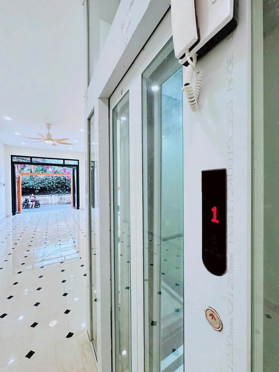 Bán nhà mặt tiền 4 tầng thang máy 68m2 Thảo Điền Quận 2 - Ảnh thu nhỏ 5