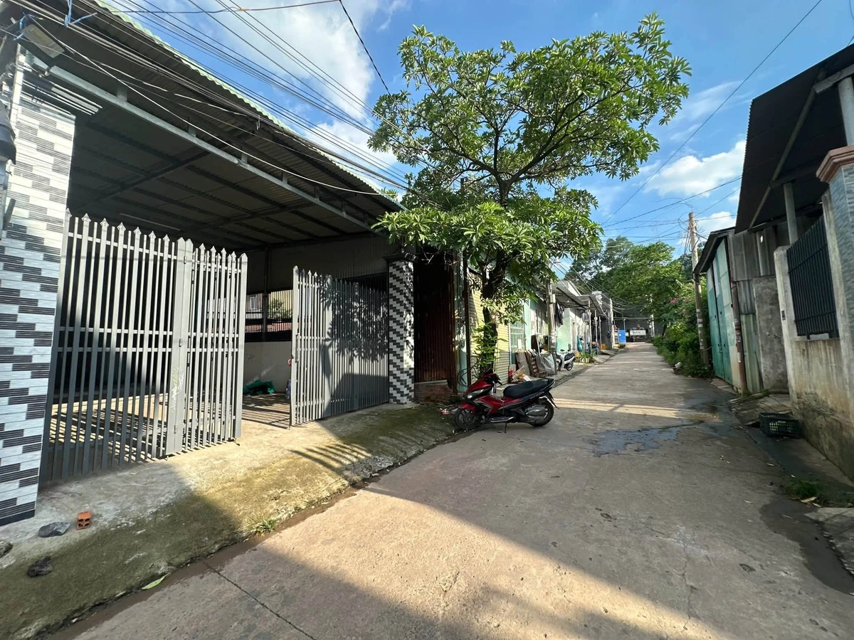 Bán nhà 160m2 Hố Nai, Đồng Nai, 2 phòng, 2.35 tỷ - Ảnh 1