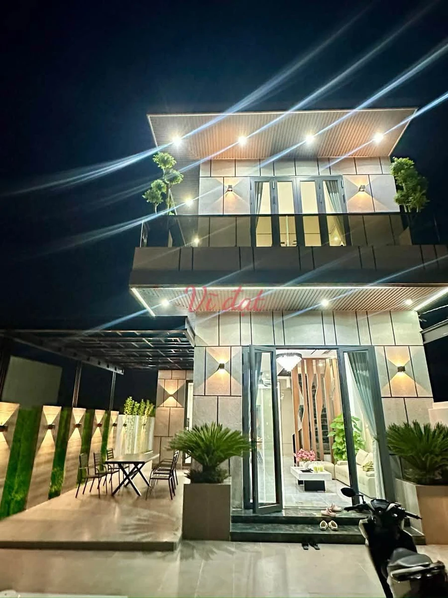 Bán villa 272m² 3 phòng ngủ hồ bơi Bình Chánh 5 tỷ 950 - Ảnh 1
