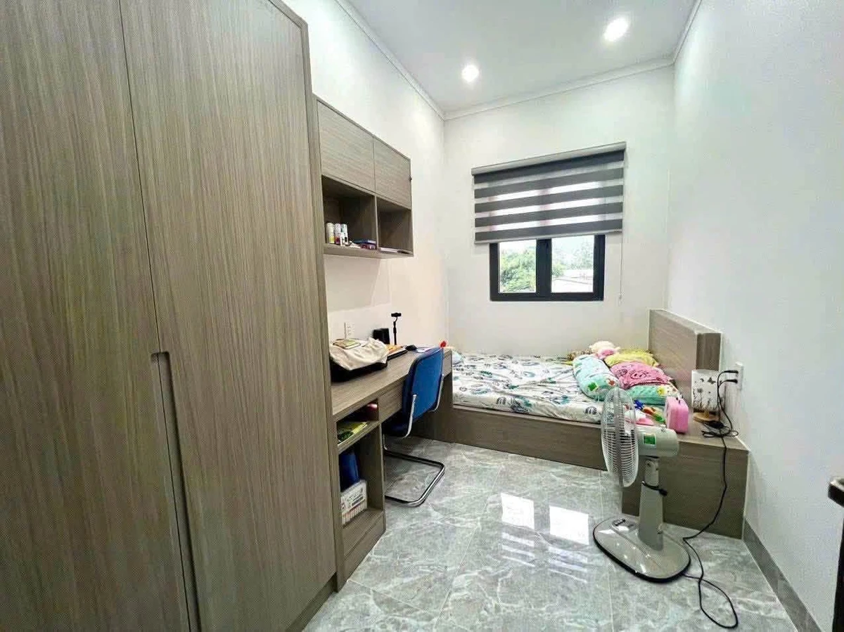 Bán nhà 3 PN 110m² Chánh Nghĩa Thủ Dầu Một 3 tỷ 2 - Ảnh thu nhỏ 2