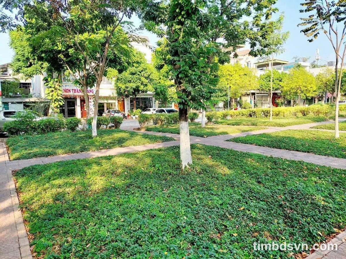 Bán nhà 2 tầng 4PN 108,75m² Đặng Thái Mai Bình Chánh - Ảnh 1