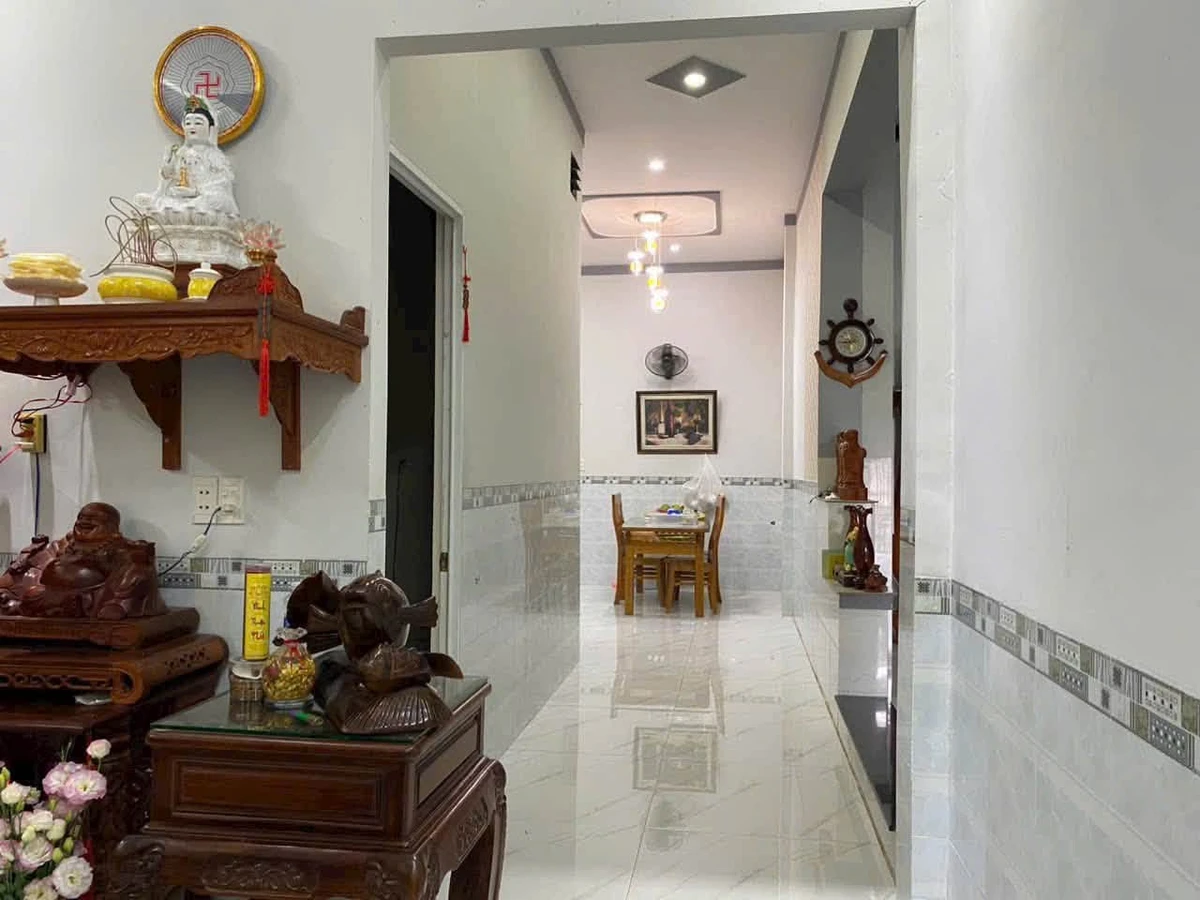 Bán nhà phố 5PN Long Hương Bà Rịa 194m2 - Ảnh thu nhỏ 2