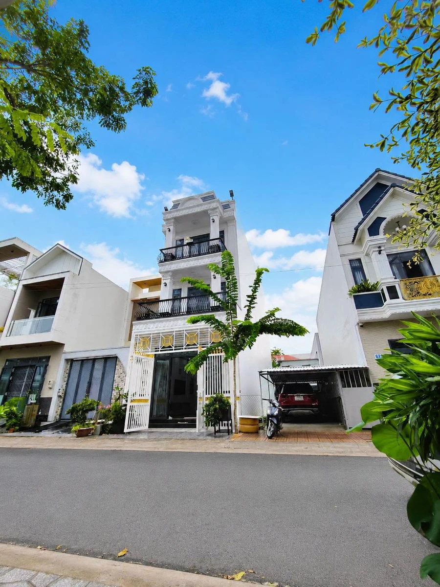 Bán nhà 1 trệt 2 lầu 238m² Cần Thơ - Ảnh 1