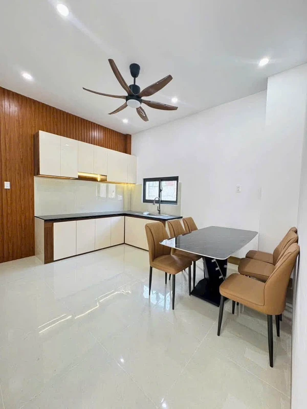 Bán nhà mặt tiền Sương Nguyệt Anh Vĩnh Lạc, 3PN, 104m², An Giang