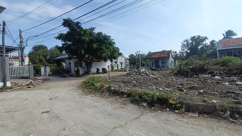 Bán lô góc 3 mặt tiền 499m2 Dốc Lết Khánh Hòa
