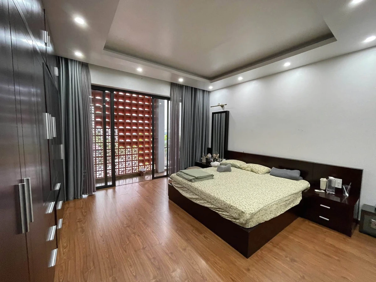 Bán nhà 3 tầng 85m² gần biển Cột 8, Hạ Long 11 tỷ - Ảnh thu nhỏ 3