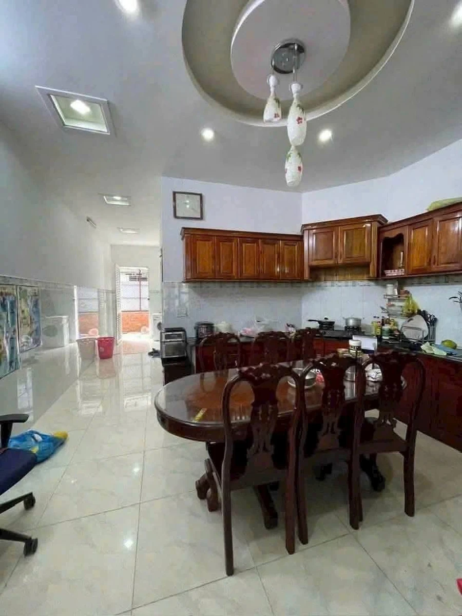 Bán nhà 1 trệt 2 lầu 90m2 (5x18) khu Triều Phát, P. Phước Nguyên, TP. Bà Rịa, giá 4,8 tỷ - Ảnh thu nhỏ 3