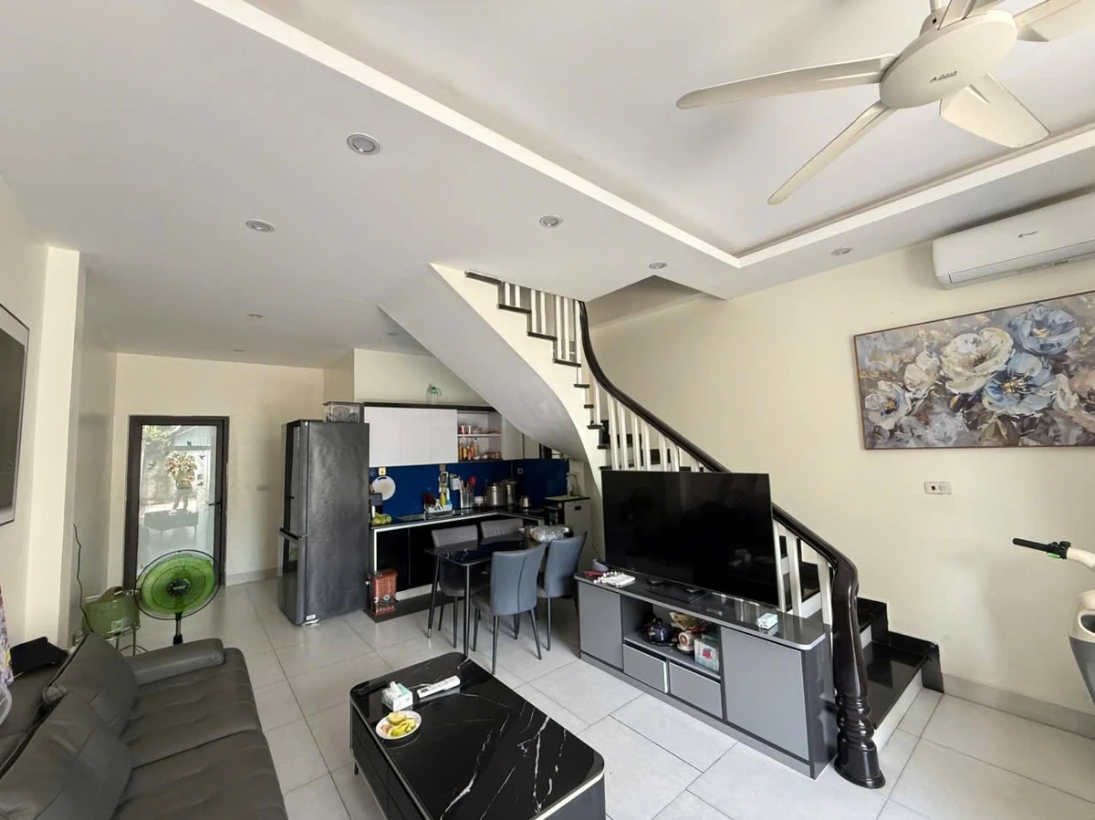 Bán nhà 2 tầng 56.3m² đường Thanh Niên, Cẩm Phả - Ảnh thu nhỏ 3