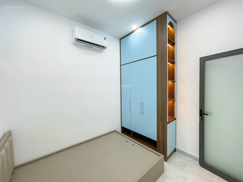 Bán nhà riêng 98m2 (5x19,5m) sổ hồng riêng full nội thất xách vali vào ở ngay - Giá 3 tỷ 6 - Ảnh thu nhỏ 3