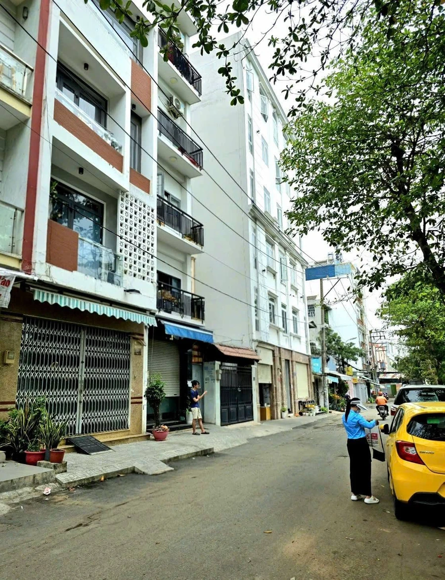 Bán nhà 8 phòng 84m² sát Rạch Xuyên Tâm, Bùi Đình Túy, Bình Thạnh 10.99 tỷ - Ảnh thu nhỏ 3