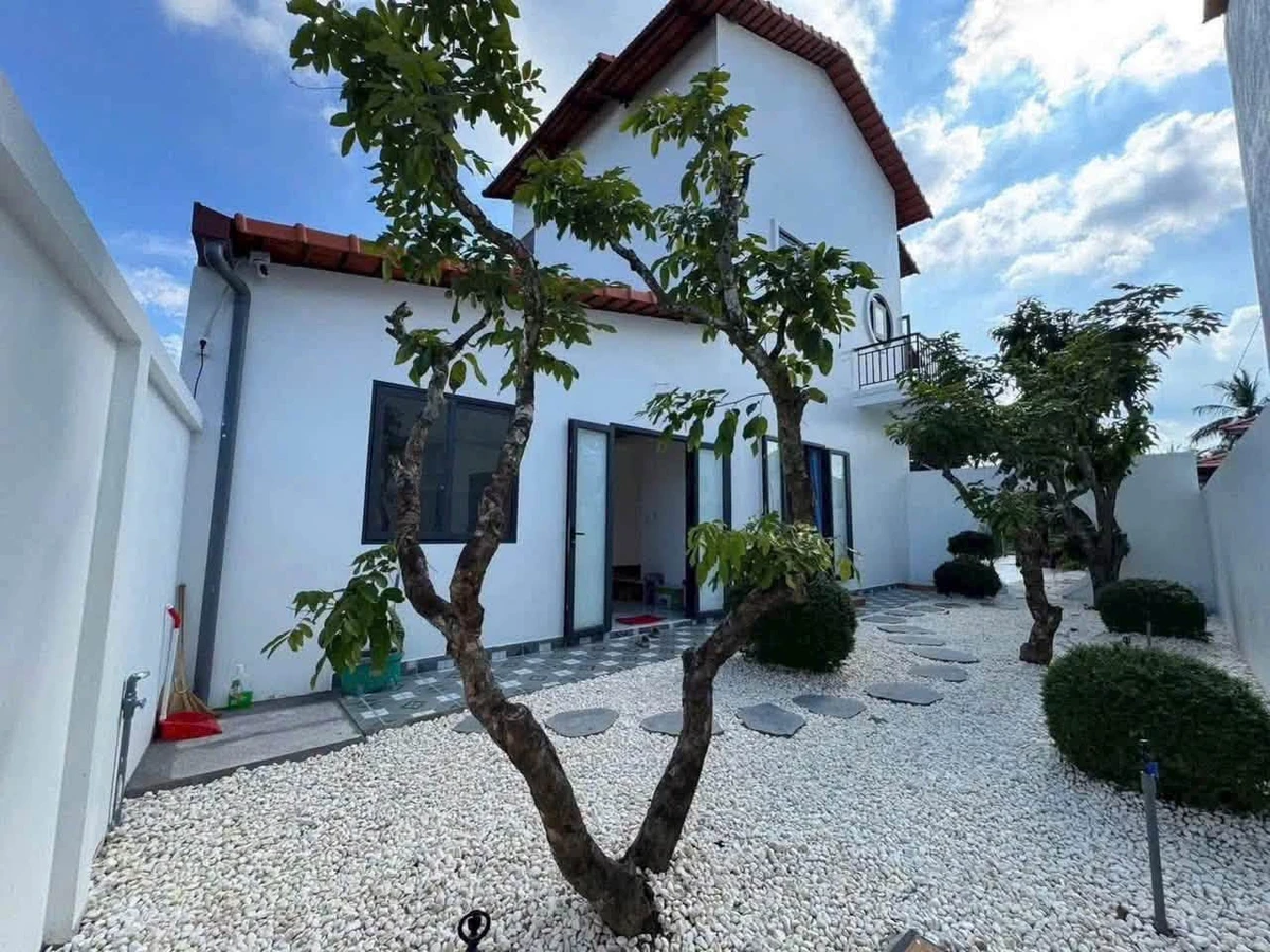 Nhà phố 2 tầng sân vườn 415m² tại Tây Ninh, giá 3,9 tỷ - Ảnh thu nhỏ 2
