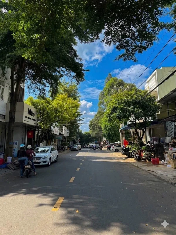 Bán nhà 2 phòng ngủ 60m² Buôn Ma Thuột - 2 tỷ 390 triệu nhadatquan6