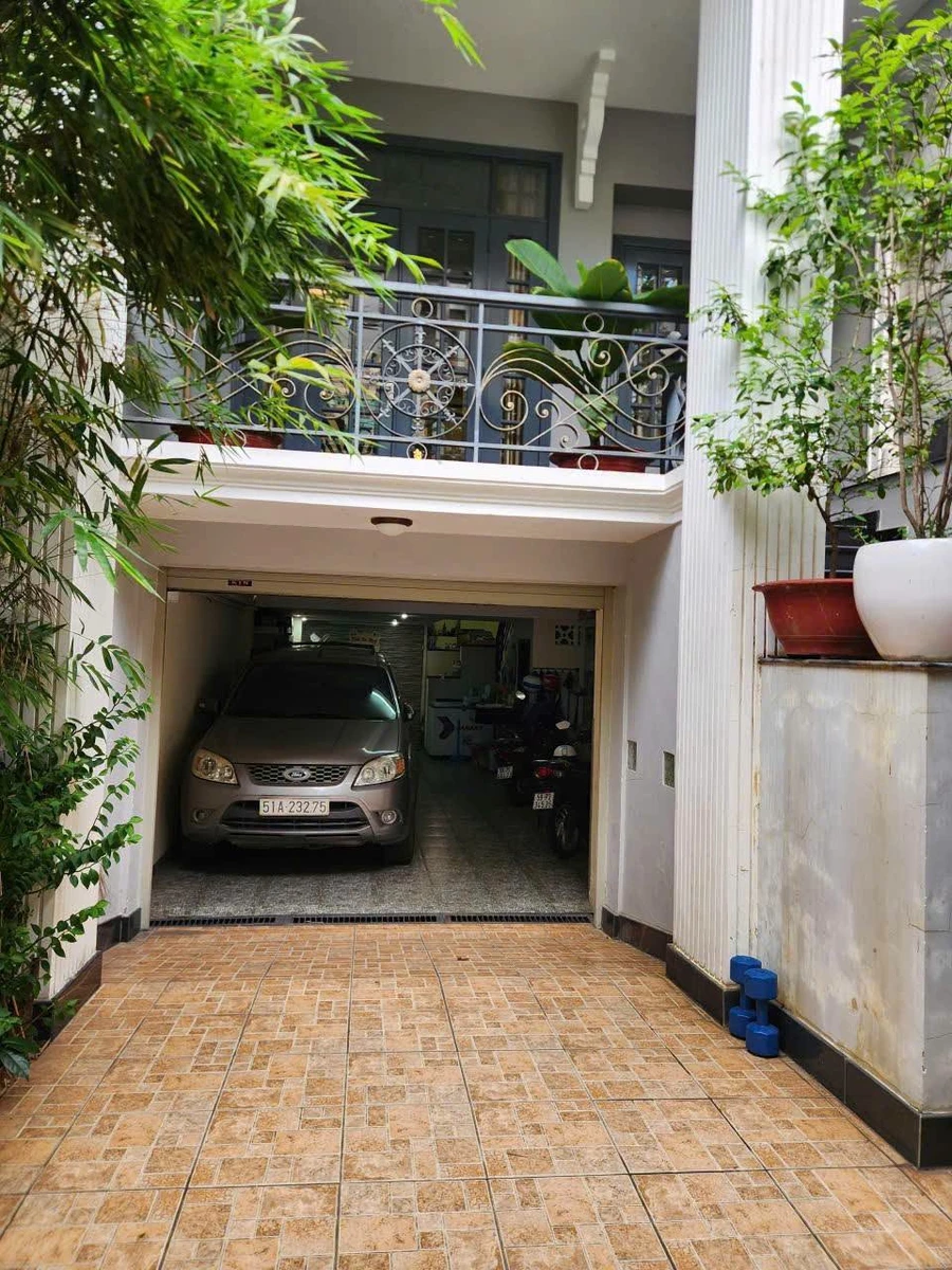 Bán nhà 1 trệt 3 lầu 5x21m khu sân bay Tân Sơn Nhất, Tân Bình, giá 23 tỷ - Ảnh thu nhỏ 4