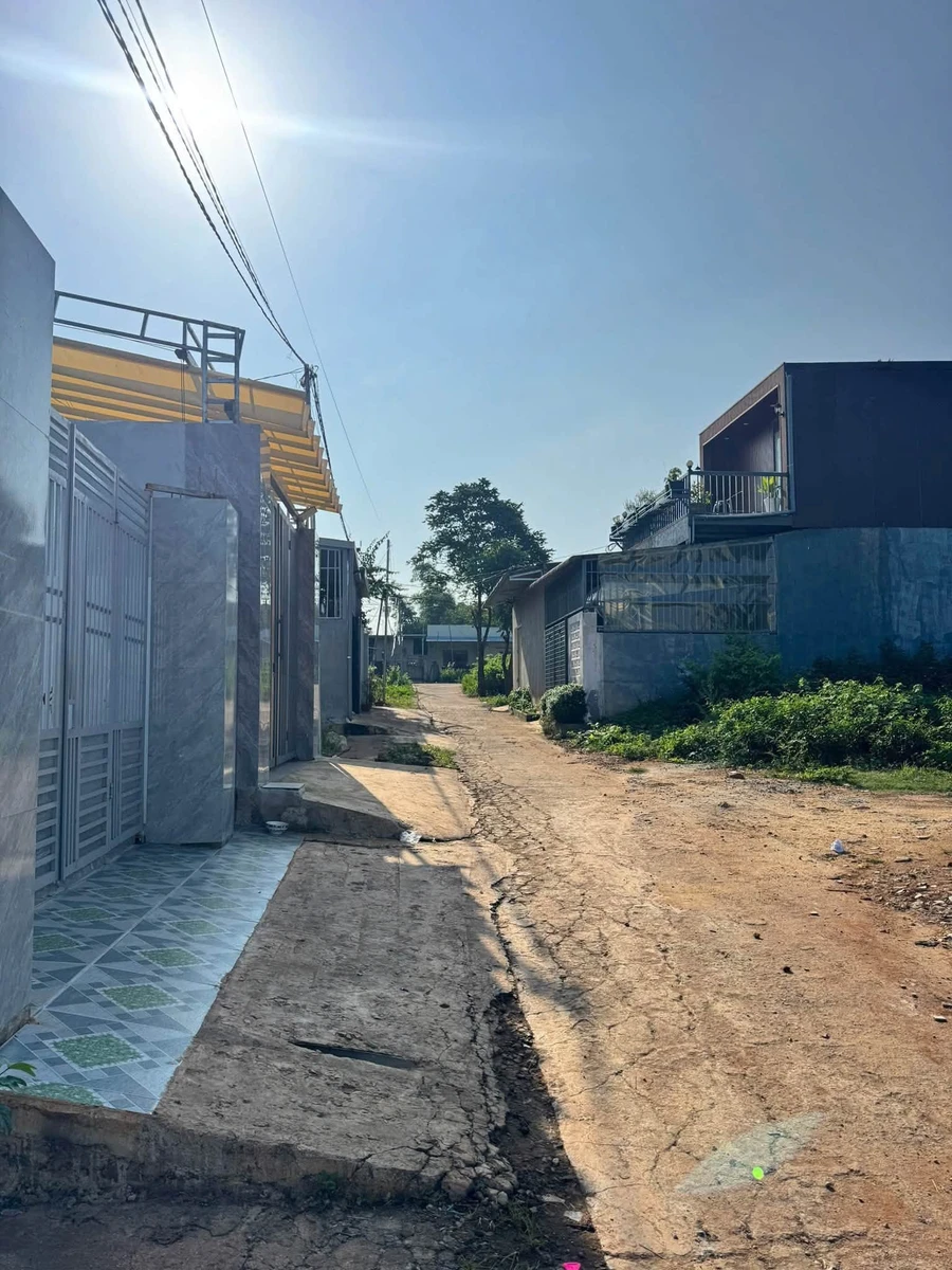 Bán đất nở hậu full thổ cư 130m² 1 tỷ 270 triệu gần chợ Ea Kao - Ảnh 1