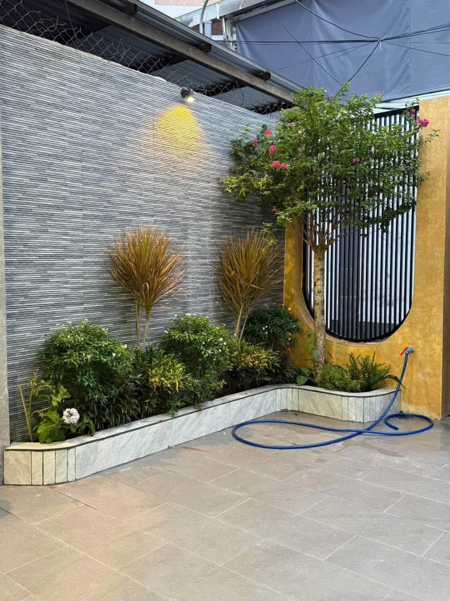 Bán nhà mặt tiền sân vườn 120m² 2PN Tôn Đức Thắng - Ảnh 1
