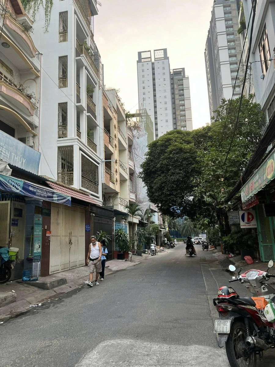 Bán nhà góc 2 mặt tiền 102m² đường 3 Tháng 2, 5 tầng - Ảnh thu nhỏ 3