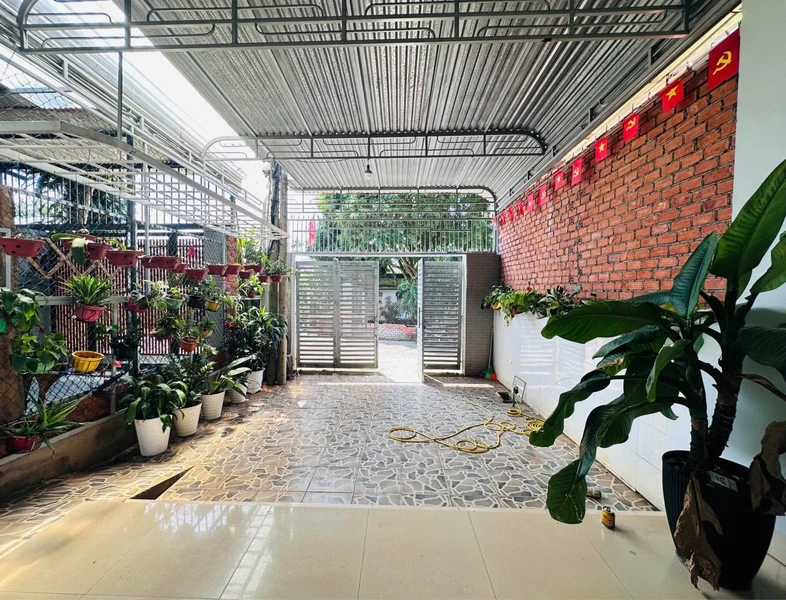 Bán nhà hẻm xe hơi 143 Y Moan, Buôn Ma Thuột, 5x40m, giá 4,6 tỷ