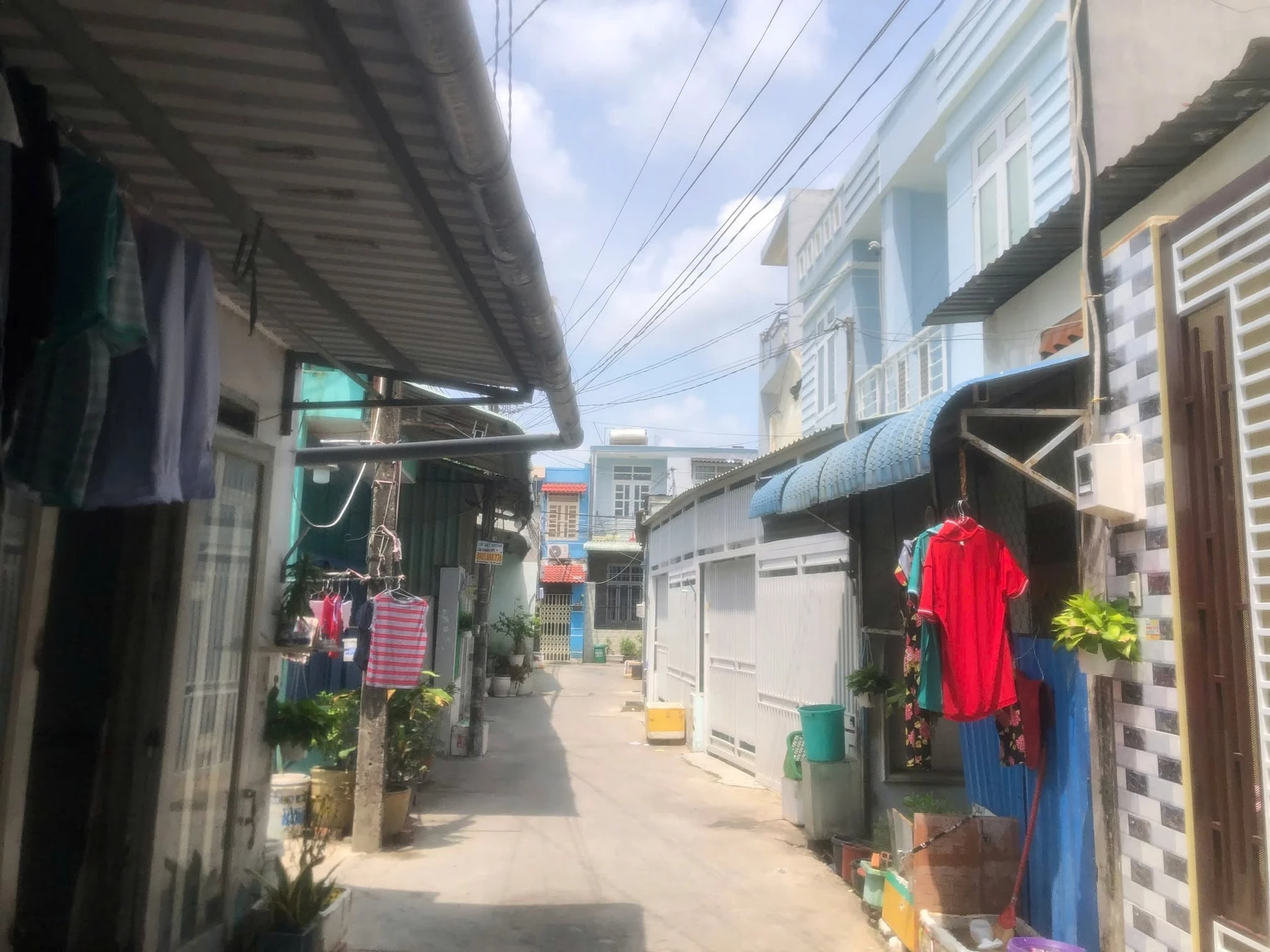 Bán nhà 1 trệt 1 lầu 2PN 34m2 Tân Xuân, Hóc Môn giá 2,3 tỷ - Ảnh 1