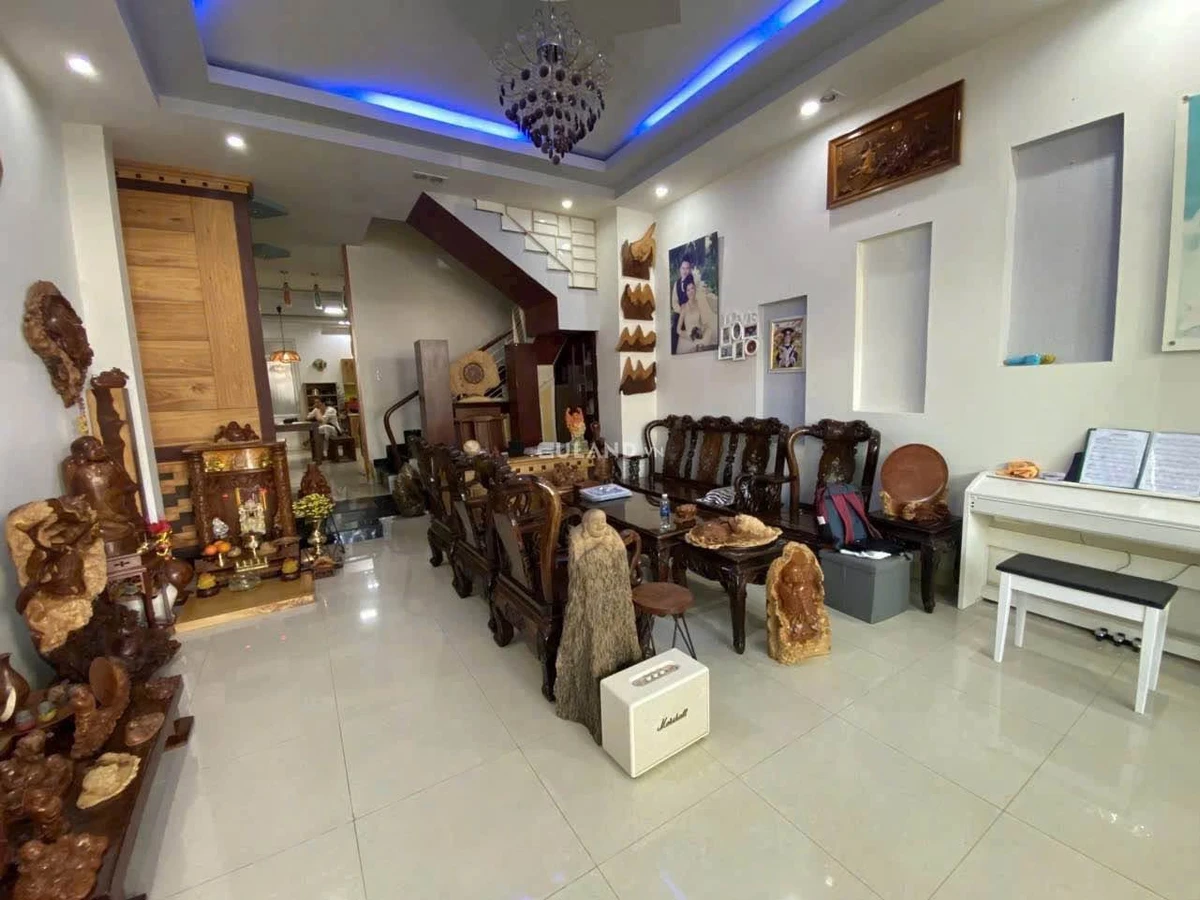 Bán nhà 3 lầu full thổ cư 5x18m đường Ngô Văn Năm, khu Hiệp Phúc, Buôn Ma Thuột - Ảnh 1