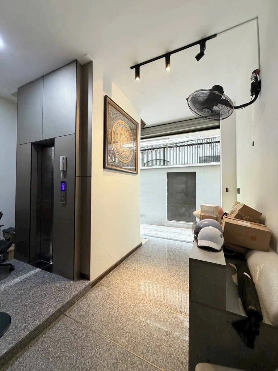 Bán nhà mặt tiền Đinh Tiên Hoàng, Đa Kao, Quận 1, 72m2, 4 tầng, thang máy, dòng tiền 60 triệu/tháng - Ảnh thu nhỏ 3
