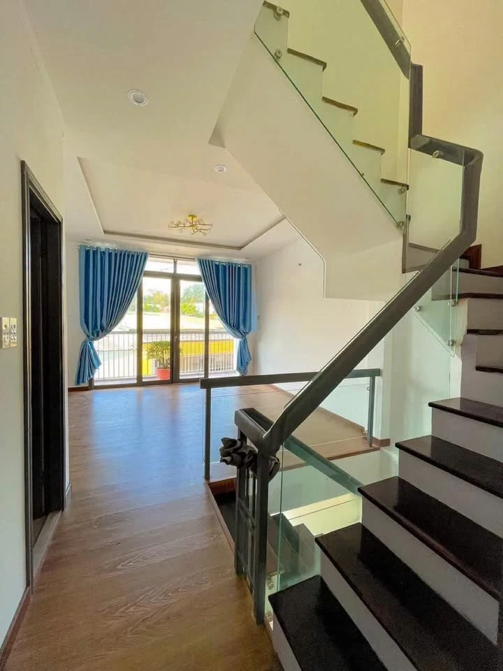 Bán nhà 3 tầng 160m² Nguyễn Công Trữ 2.6 tỷ - Ảnh thu nhỏ 4
