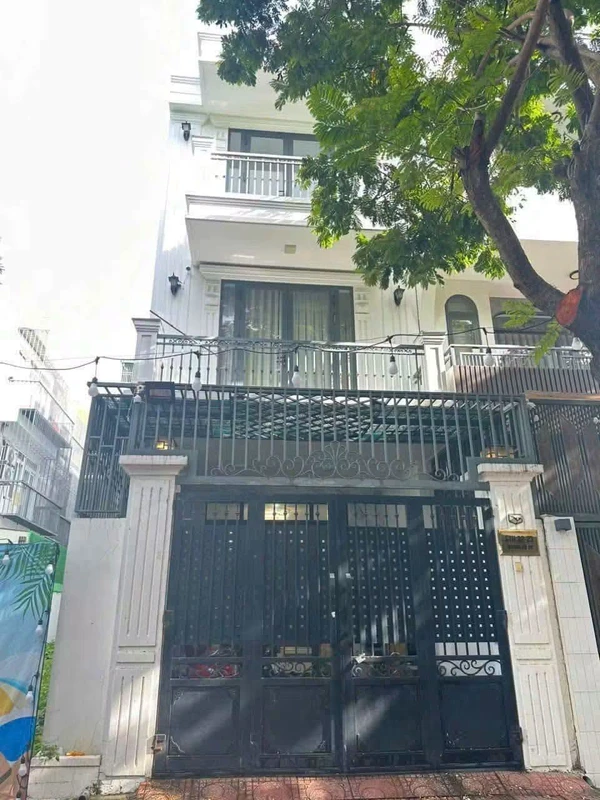 Bán nhà 90m² 3 phòng ngủ gần sông Nha Trang 8.9 tỷ
