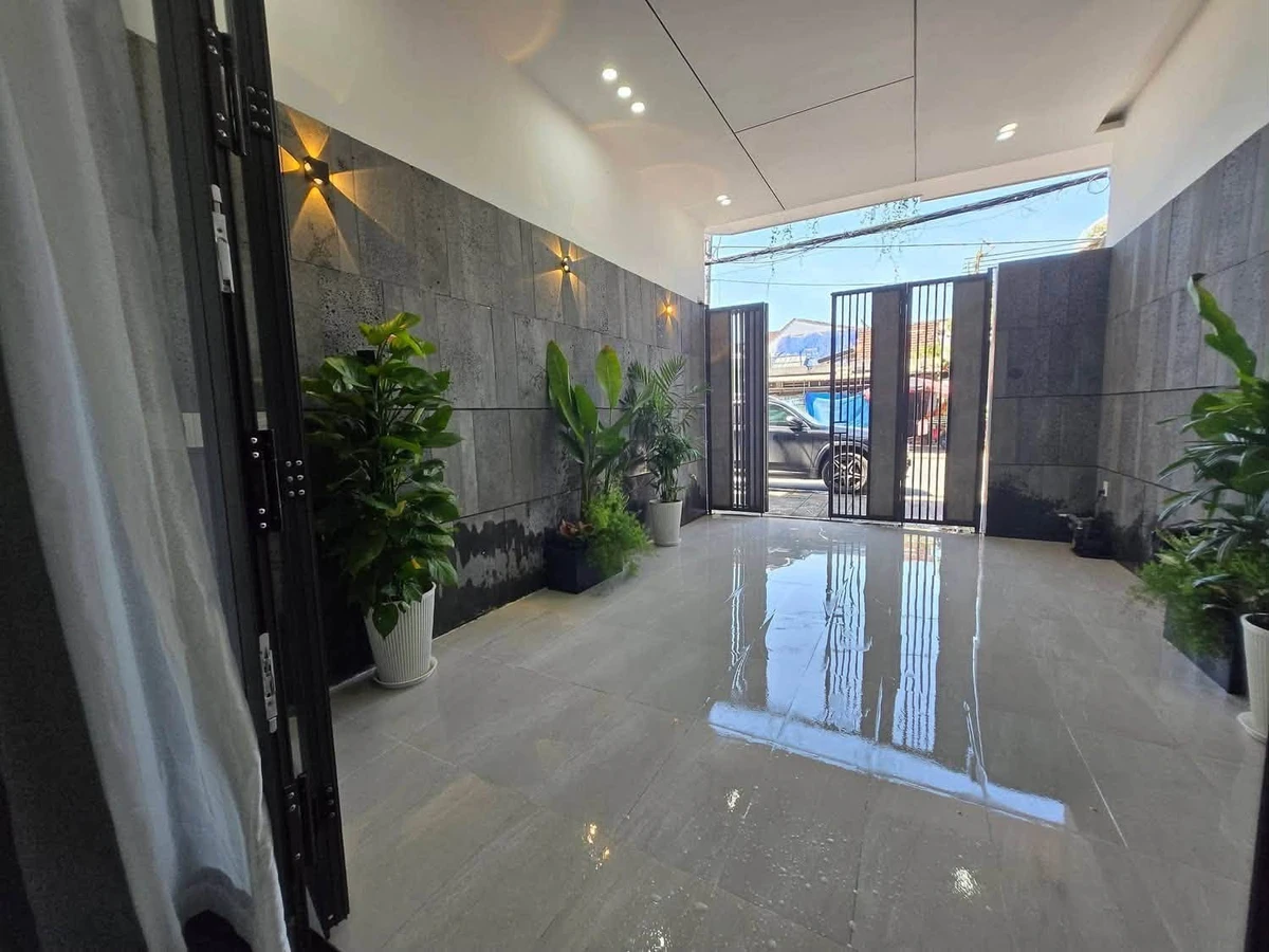 Bán nhà 3 tầng mặt tiền Tôn Đản, 83m2, kinh doanh, Đà Nẵng - Ảnh thu nhỏ 2