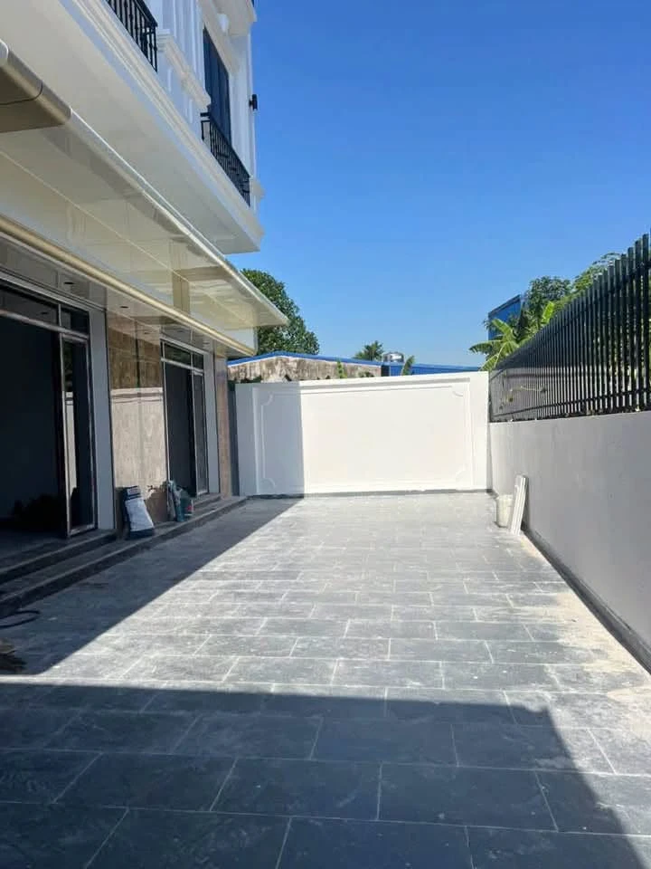 Bán nhà 3,5 tầng 50m² sân rộng ô tô Vọng Hải - Ảnh thu nhỏ 3