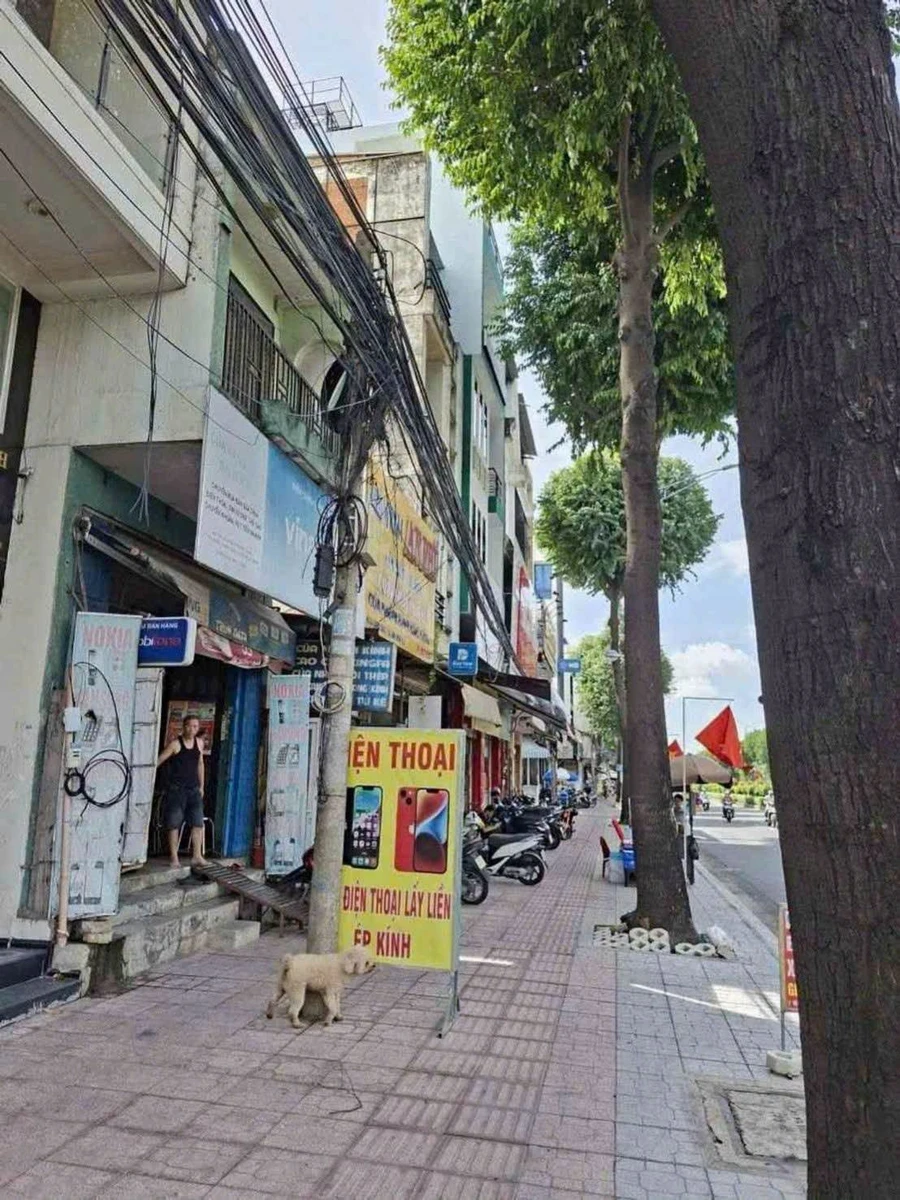Bán nhà cấp 4 hai mặt tiền Trường Chinh 58m2 giá 5,89 tỷ, Quận 12 - Ảnh 1