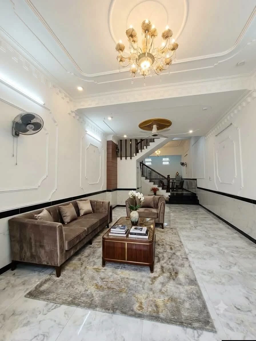 Nhà tân cổ điển 4PN 90m² Quảng Ngãi giá 4 tỷ - Ảnh thu nhỏ 3